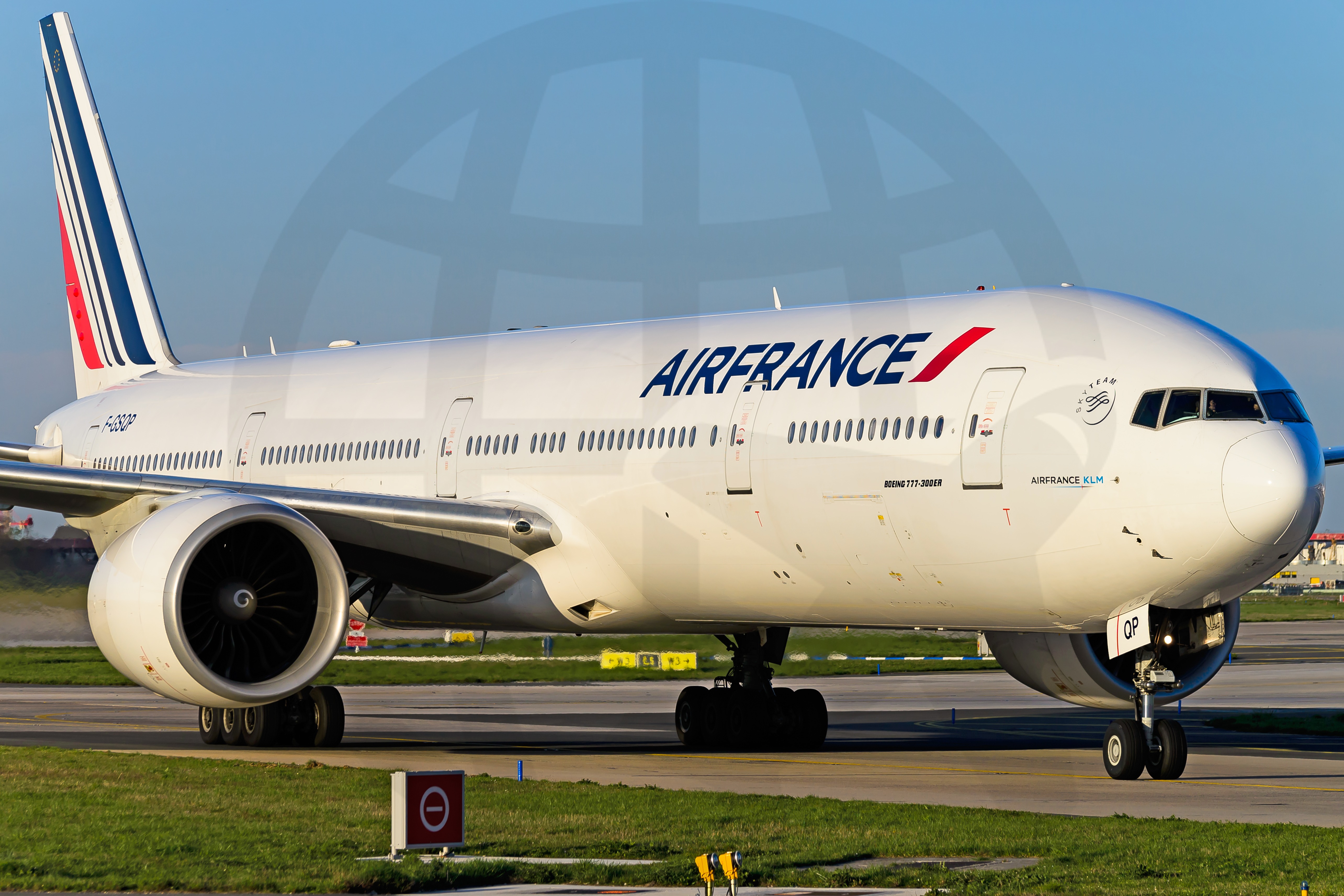 Photo of F-GSQP - Air France Boeing 777-300ER by 