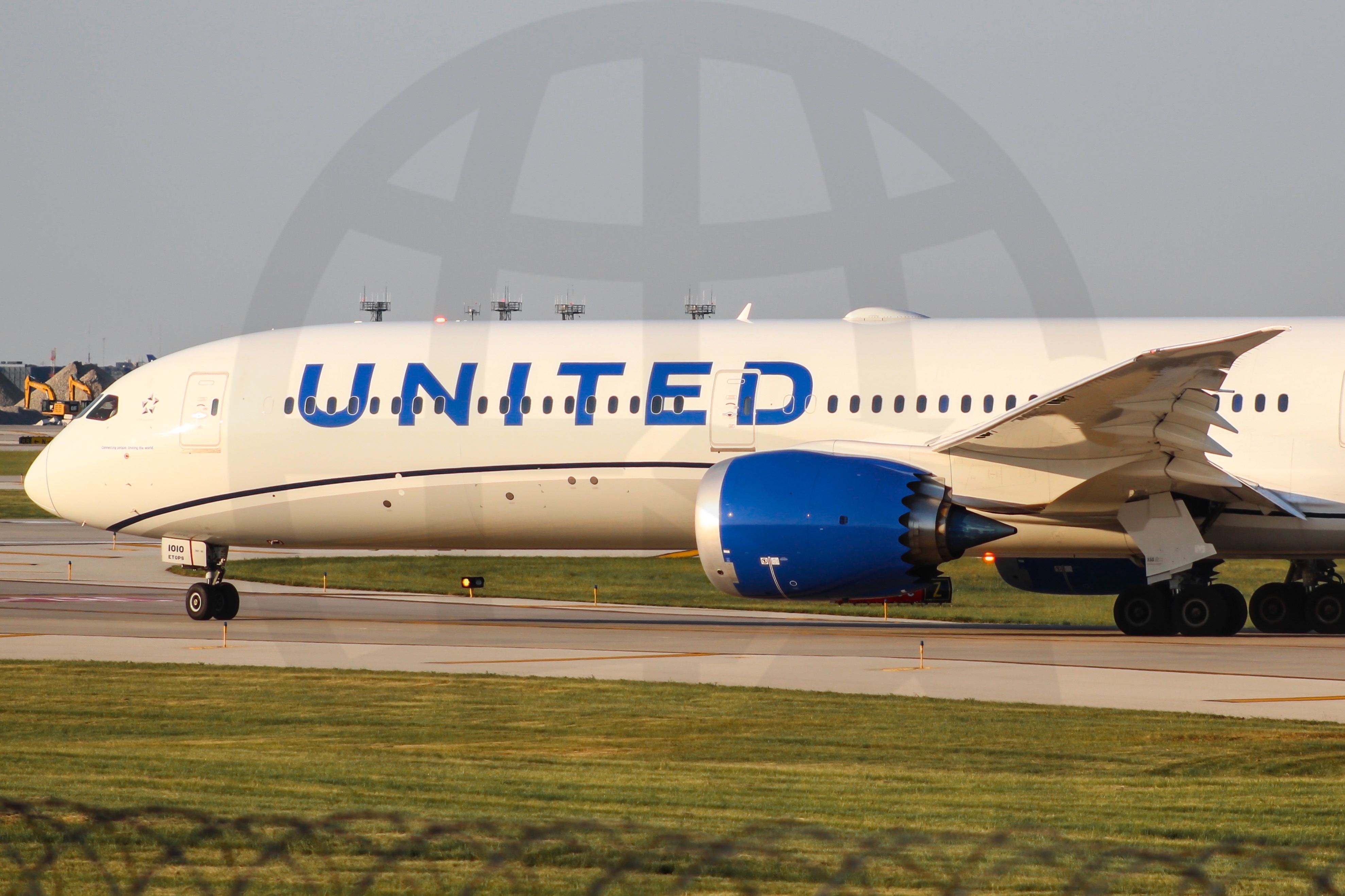 Photo of N12010 - United Airlines Boeing 787-10 by 