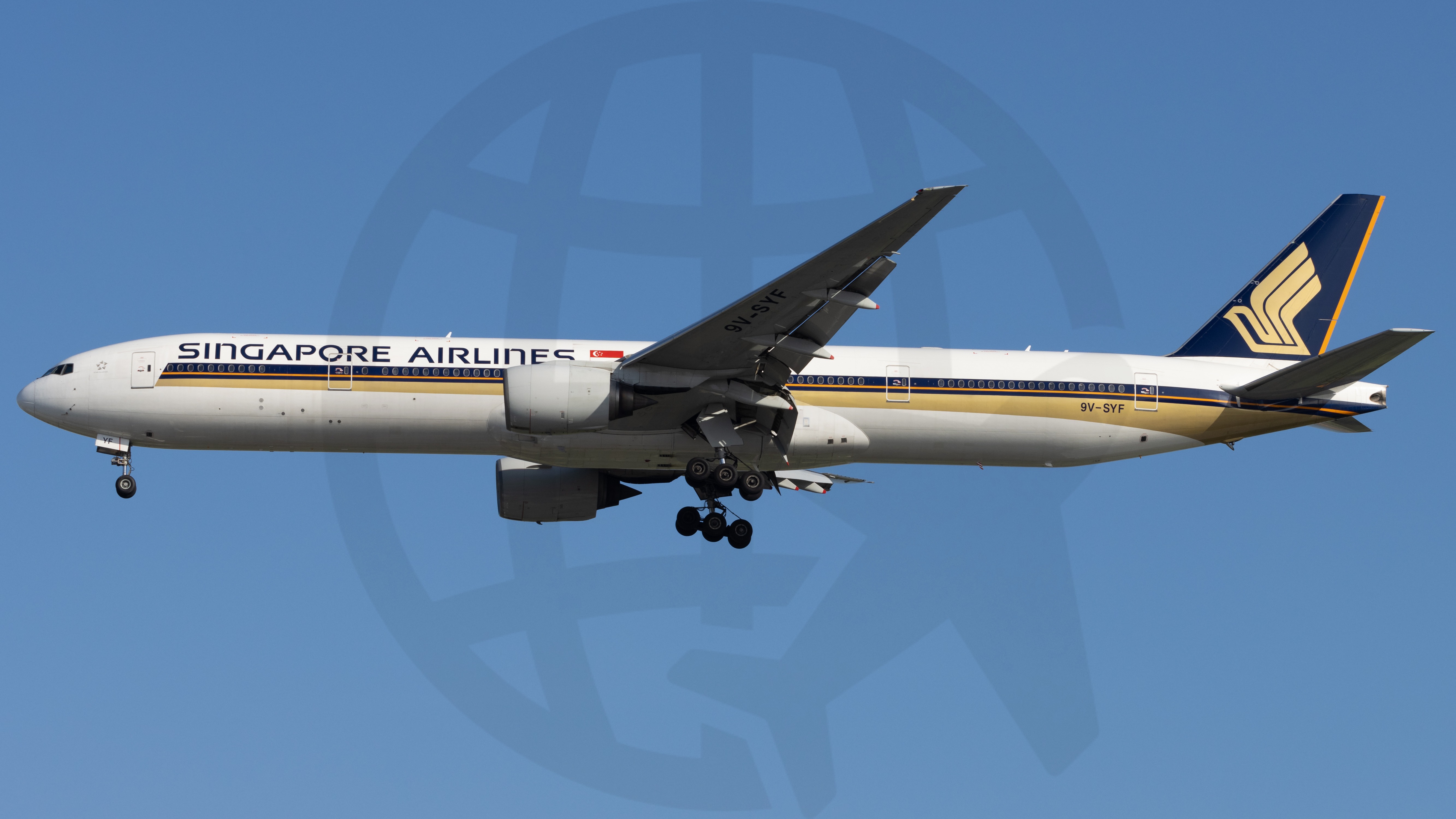 Photo of 9V-SYF - Singapore Airlines Boeing 777-300