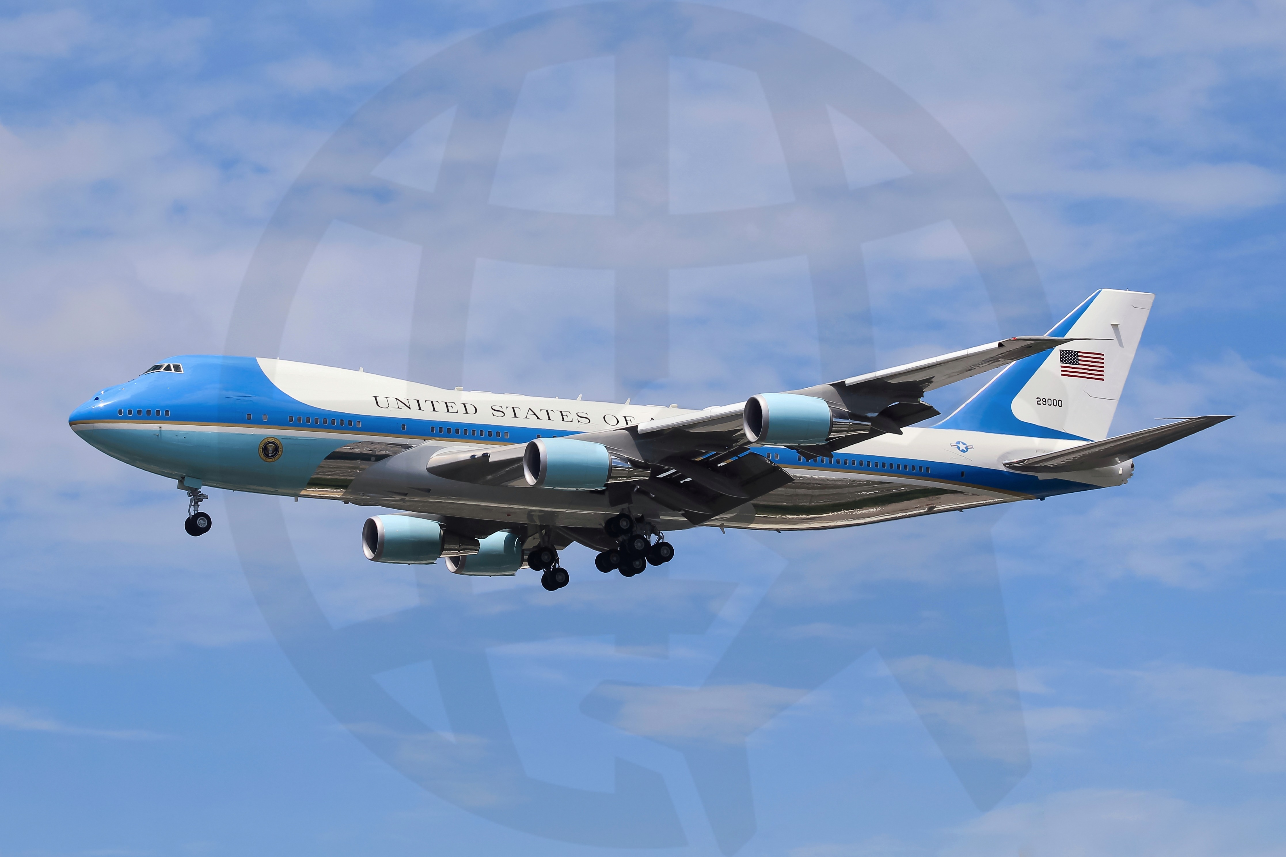 Photo of 92-9000 - United States Air Force Boeing VC-25A by 