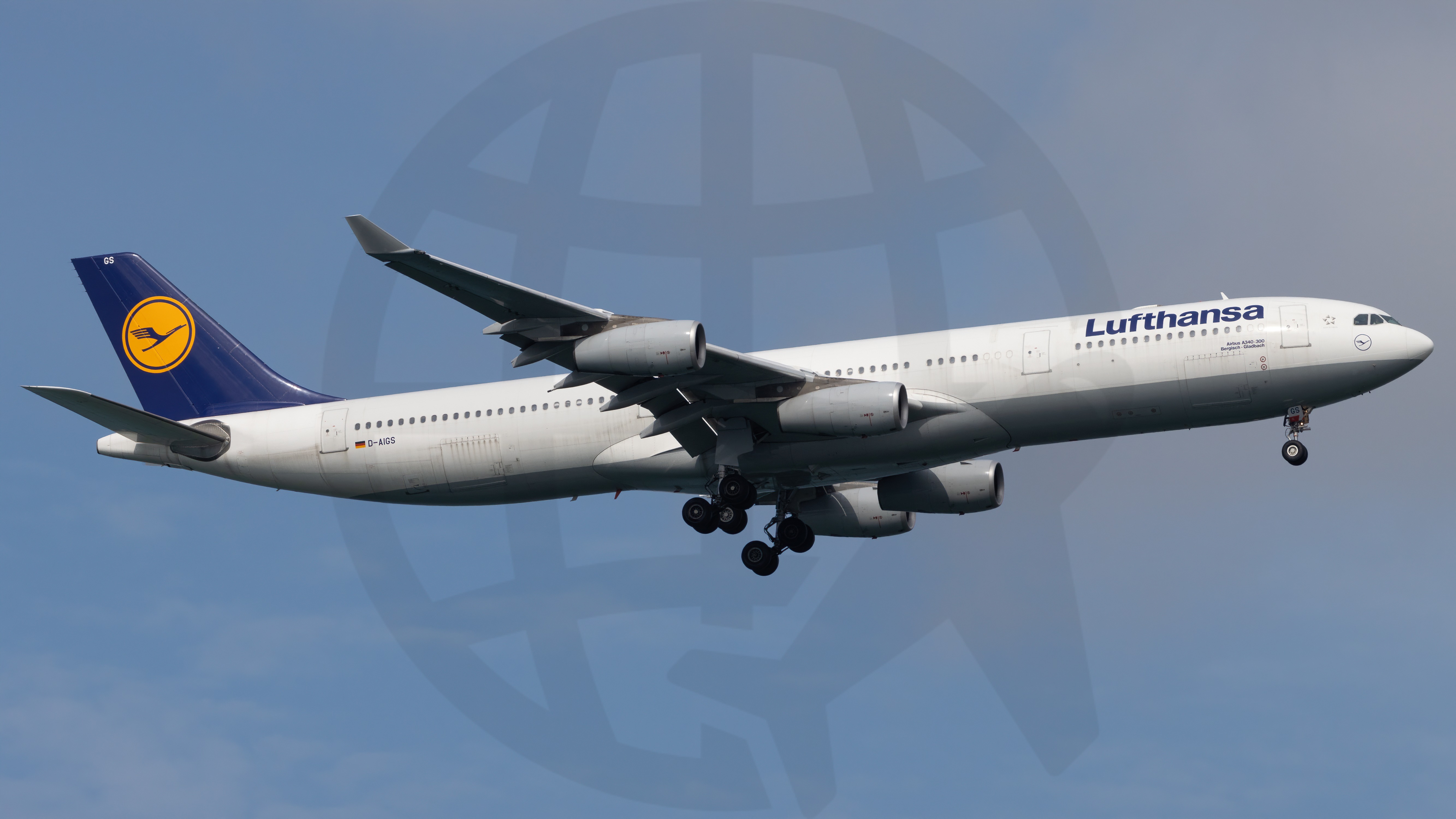 Photo of D-AIGS - Lufthansa Airbus A340-300 by 