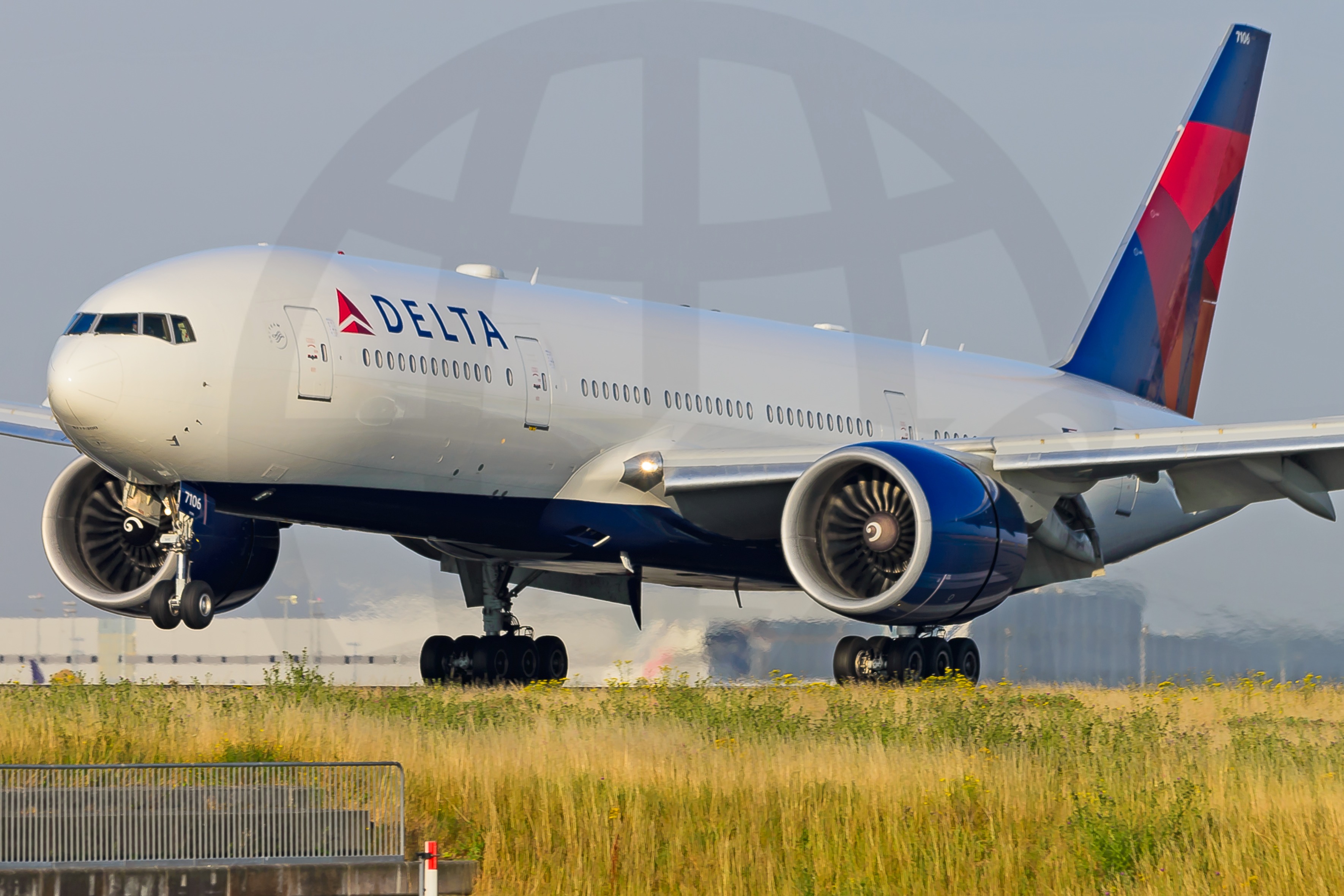 Photo of N706DN - Delta Airlines Boeing 777-200LR by 