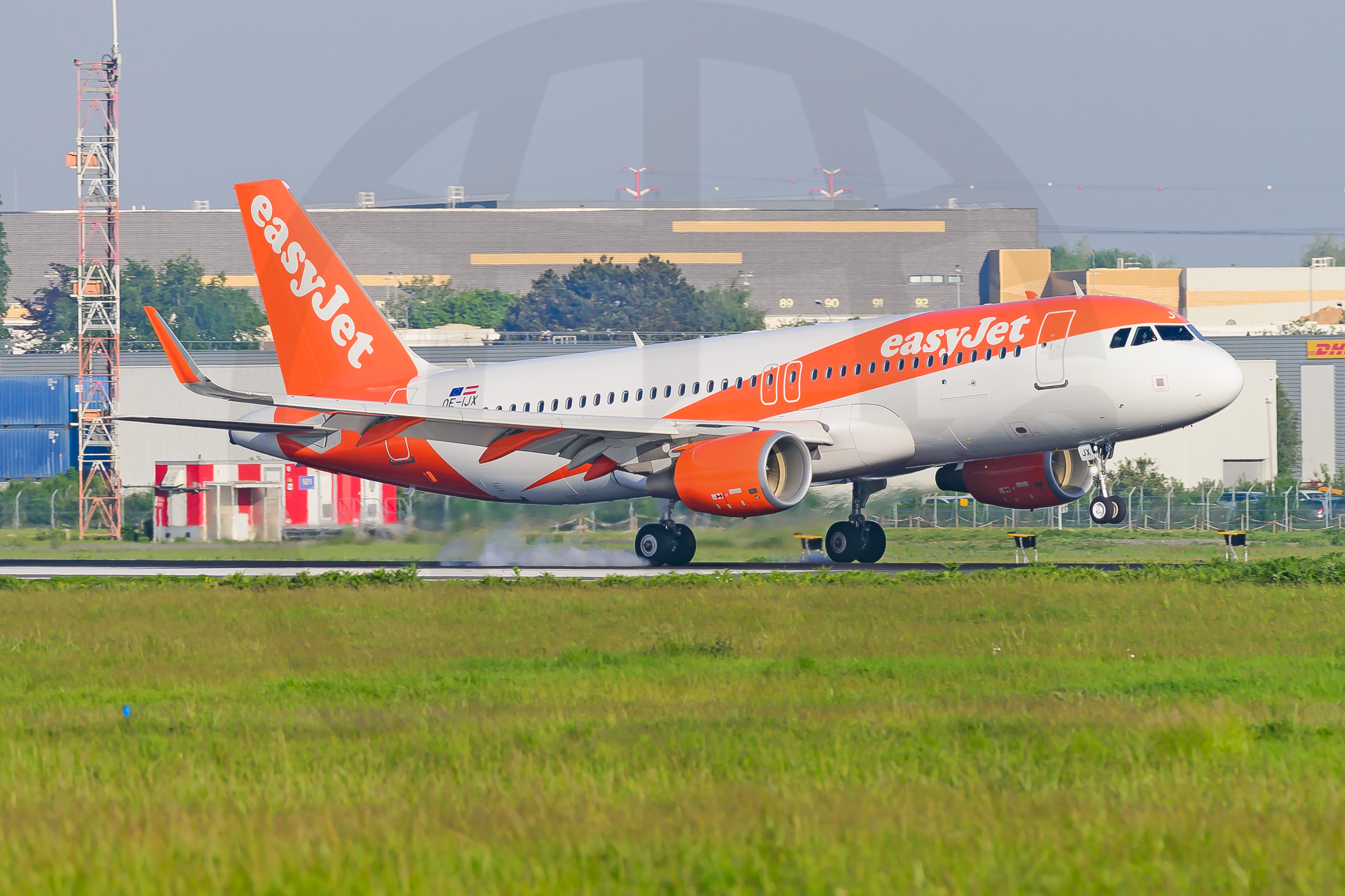Photo of OE-IJX - EasyJet Airbus A320 by 